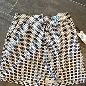 Tail activewear golf skort w/liner. Sz 2.
